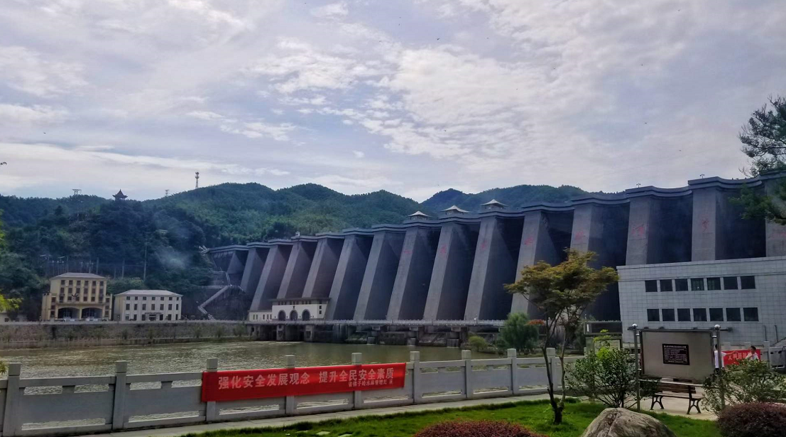 ���ӎX���